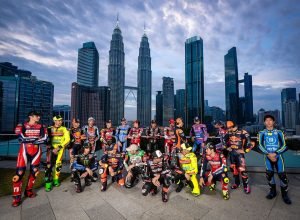 foto-de-grupo-de-los-pilotos-d